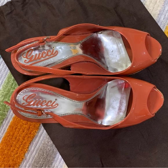 GUCCI Coral Vitello Vernice Soft Starfish Patent Leather Platform Wedges 258355 - Picture 3 of 16